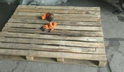 天津废玻璃与木制品处理市场分析 从木制托盘加工到闲置资产处理